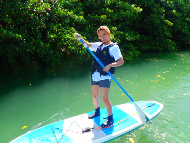 幻の島で人気のアクティビティ！SUP（スタンドアップパドルボード）の魅力とは？
